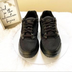 dr scholl's inhale shoes